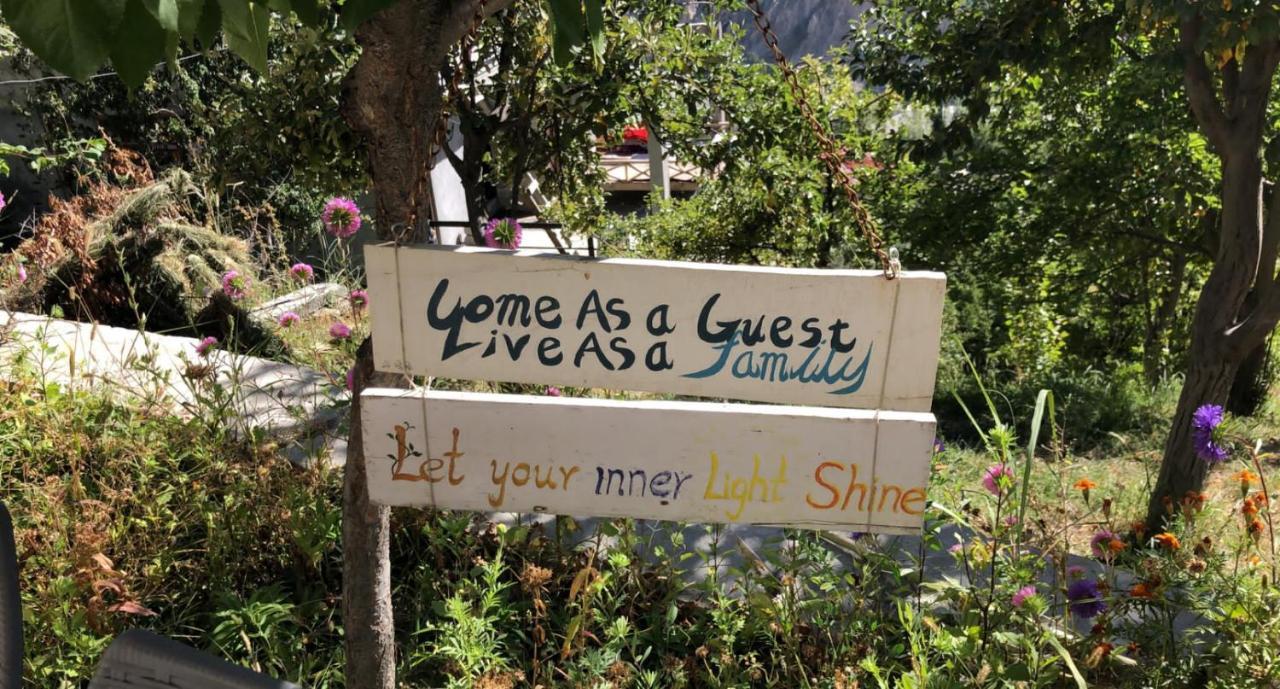 Tourist Cottage Hunza Karimabad  Exterior photo